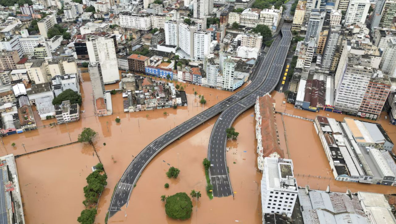 Rising Waters: Resilience and Rescue in Rio Grande do Sul