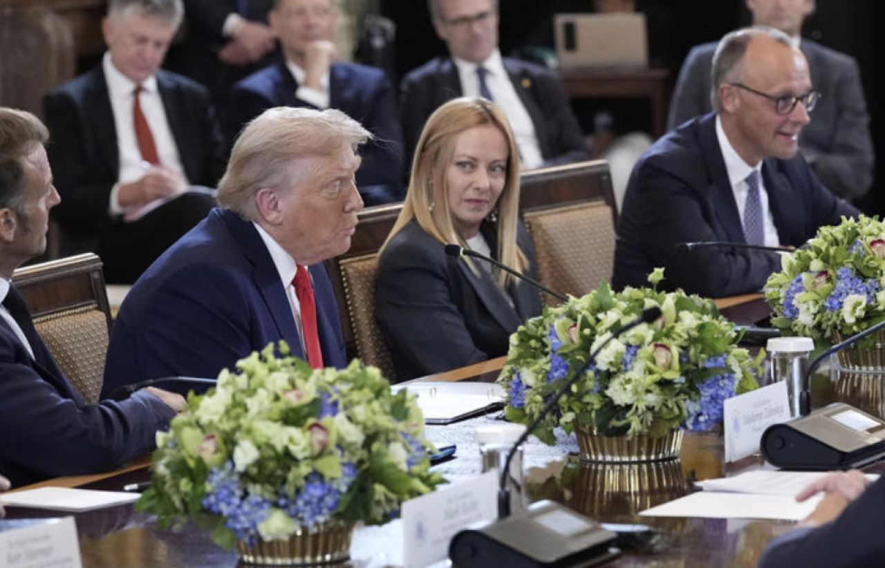 Zelenskyy’s Gratitude Strategy: Turning Oval Office Tension into a Diplomacy Win