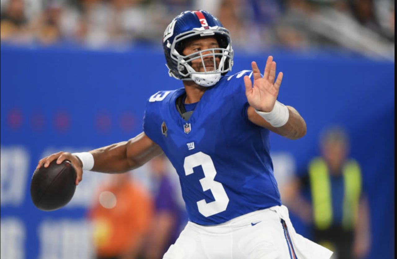 Russell Wilson’s Vintage Moon Ball Ignites Giants’ Hopes for 2025 Season