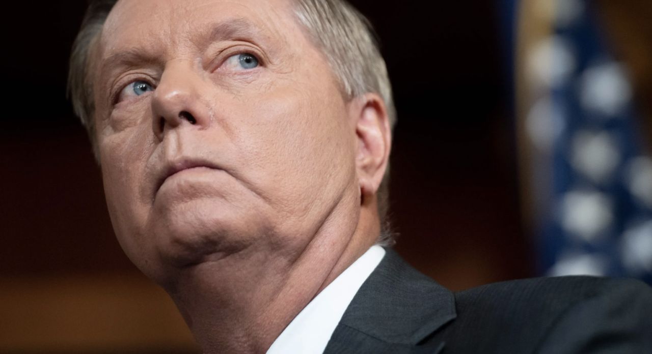 Lindsey Graham&#039;s Unwavering Support for Trump Amidst Legal Troubles
