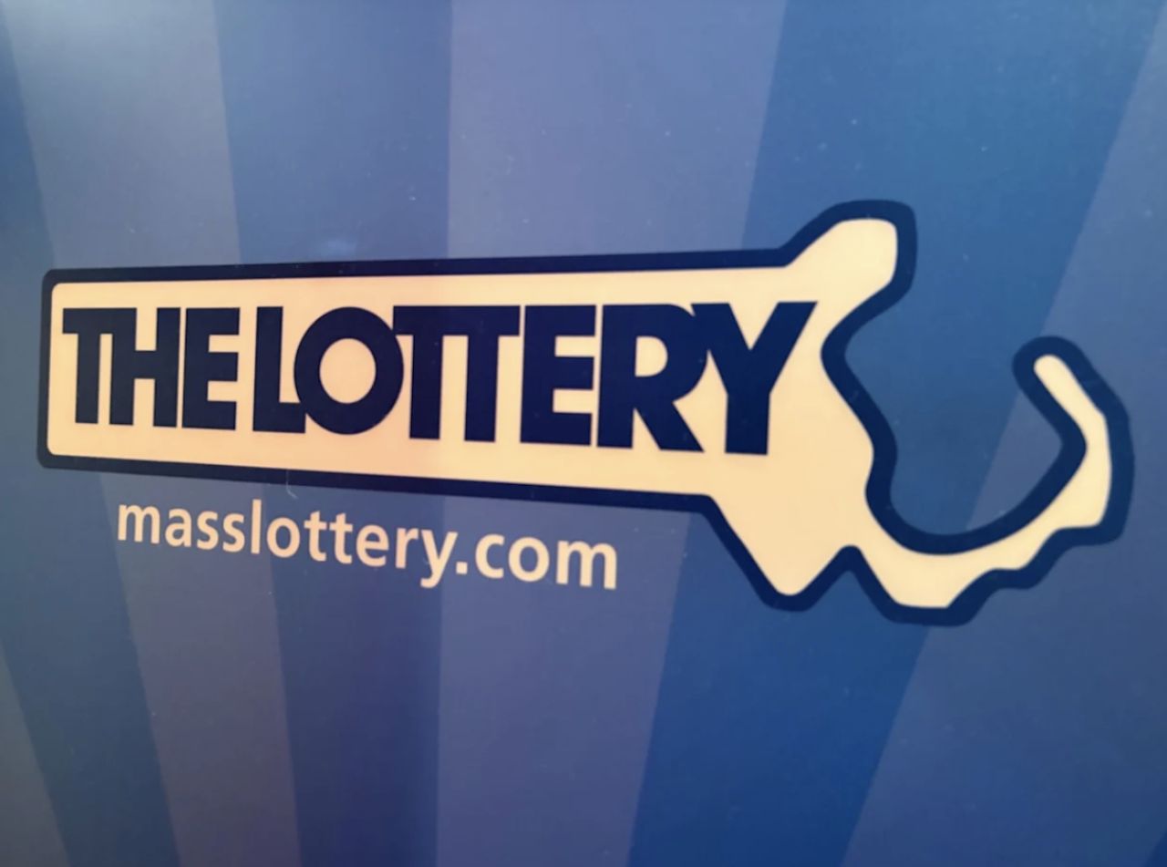 Quincy Shopper Hits $1M “Fabulous Fortune” Scratch Ticket Jackpot at 7-Eleven